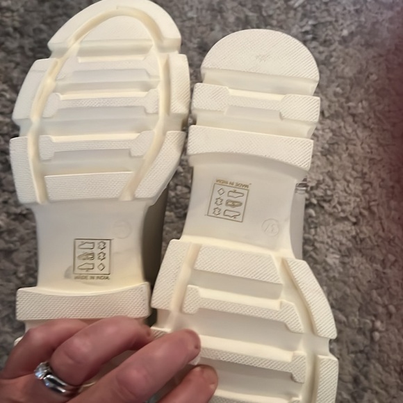 Free People boots size 37 - Picture 3 of 3